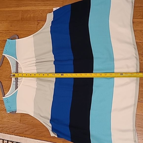 LIZ CLAIBORNE WOMEN'S PLUS SIZE MULTI COLORED SLEEVELESS TOP SIZE 2X - Picture 14 of 15